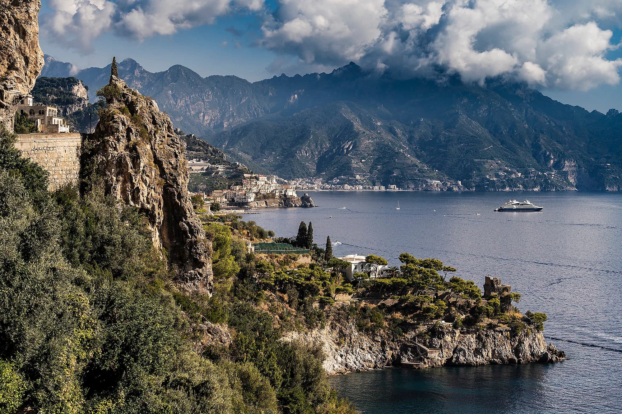 La Costiera Amalfitana incontra il mare